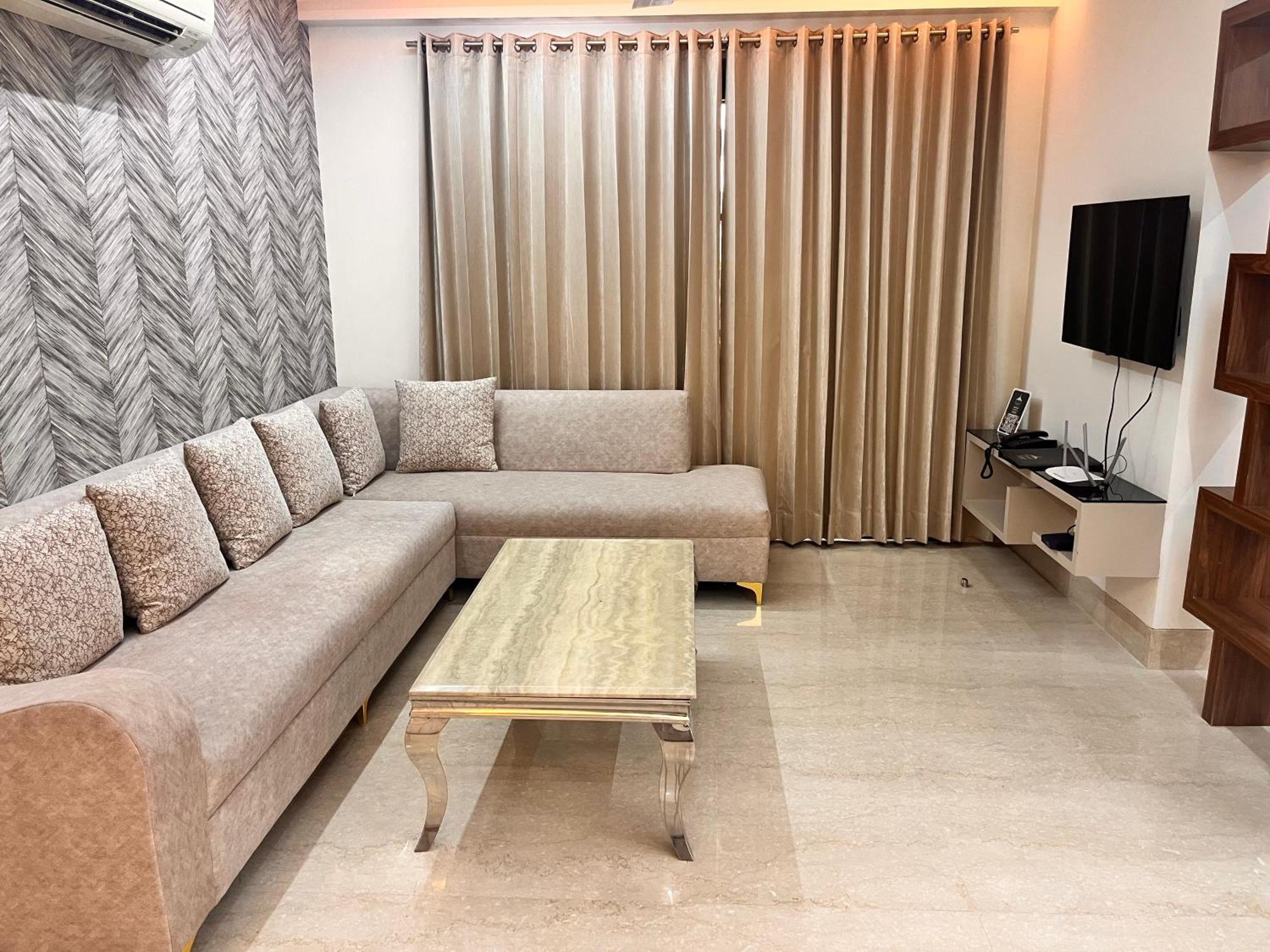 Gazebo Inn & Suites Medanta Gurgaon Exterior foto